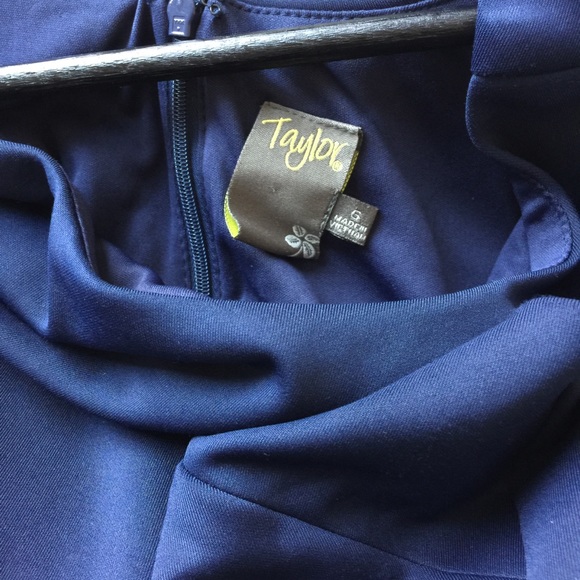 TAYLOR Dress - Picture 6 of 6